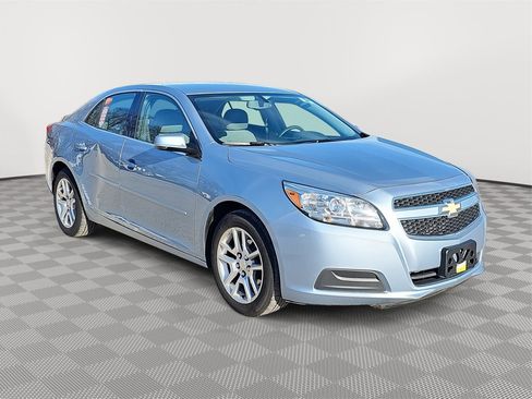 Used 2013 Chevrolet Malibu LT w/ Power Convenience Package image 3