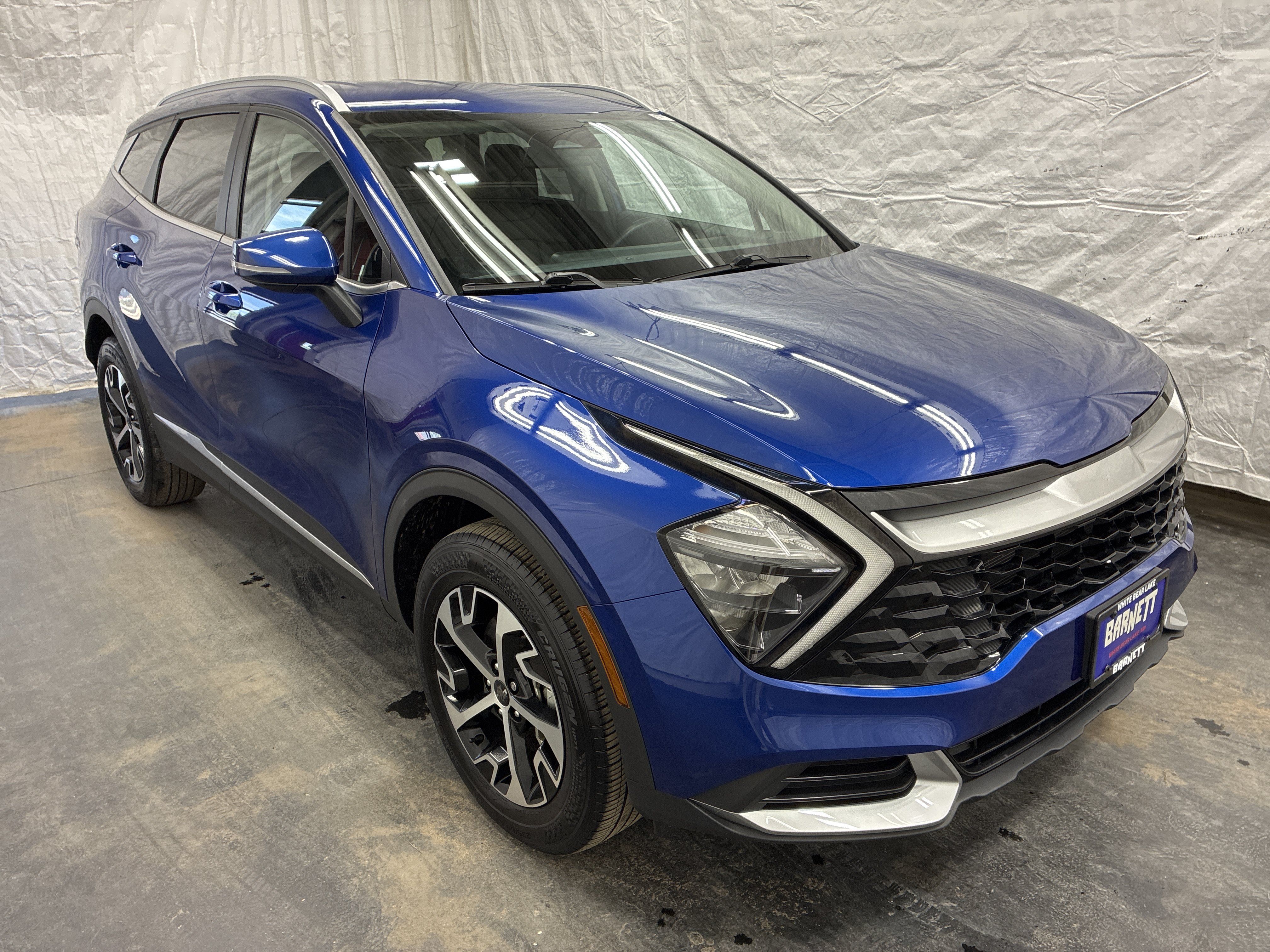 Certified 2023 Kia Sportage EX AWD/4WD image 2