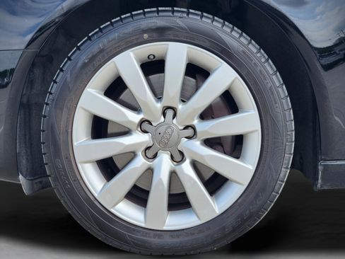 Used 2012 Audi A4 2.0T Premium image 11