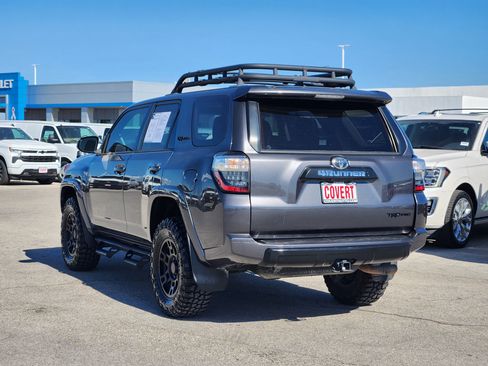 Used 2020 Toyota 4Runner TRD Pro AWD/4WD image 5