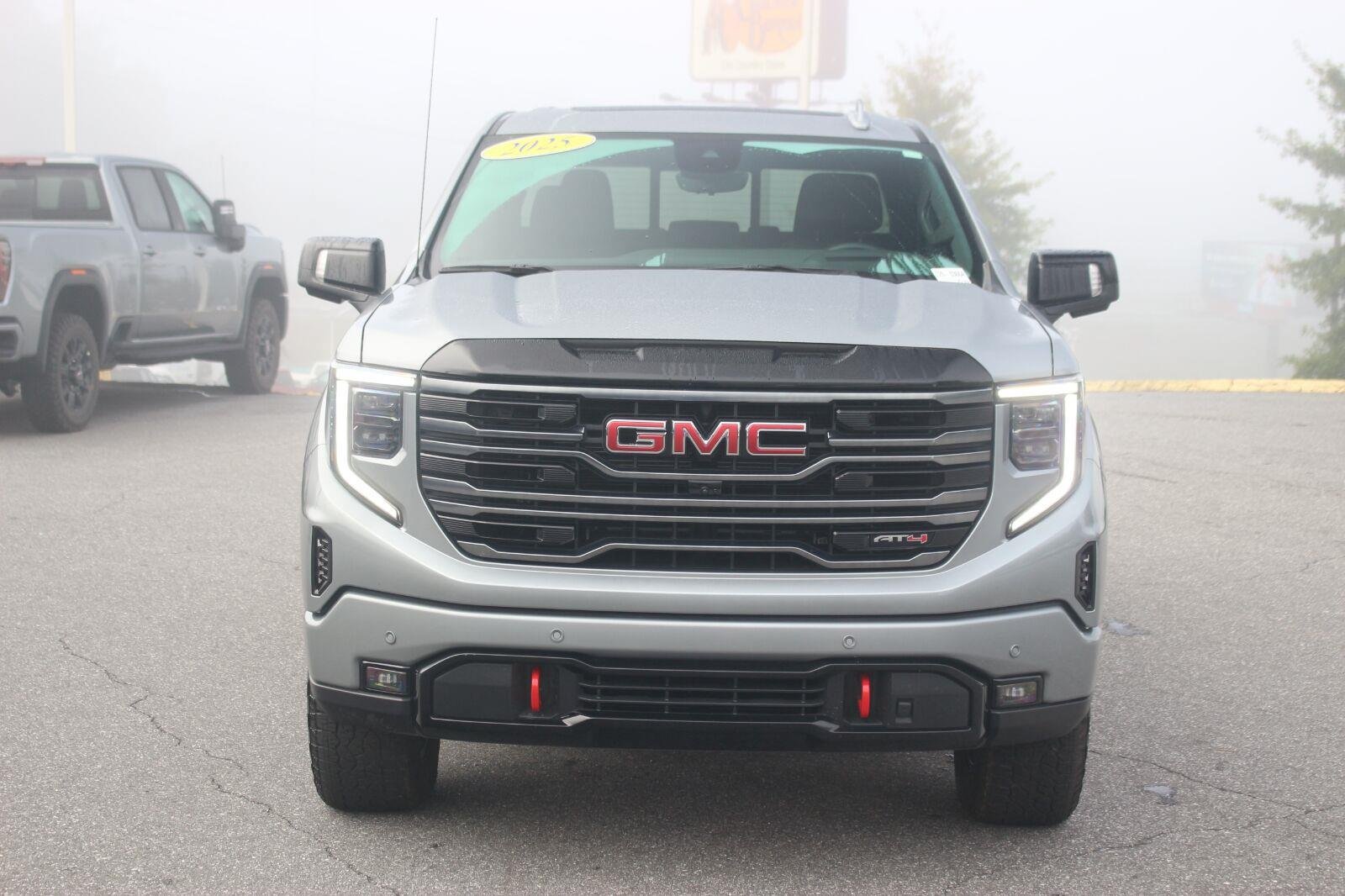 Used 2025 GMC Sierra 1500 AT4 w/ AT4 Premium Package AWD/4WD image 2