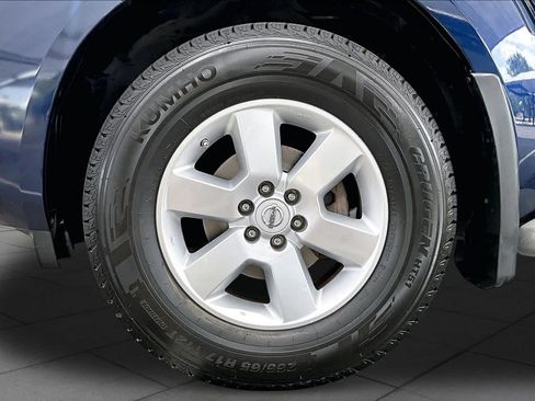 Used 2012 Nissan Pathfinder SV RWD image 10