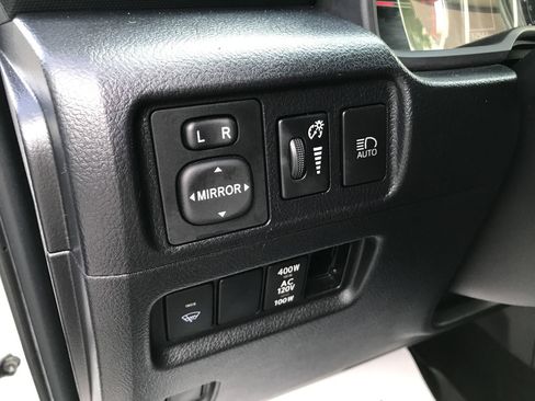 Used 2020 Toyota 4Runner TRD Off-Road image 11