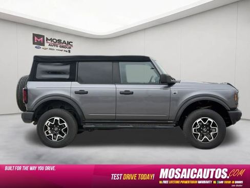Used 2022 Ford Bronco Big Bend AWD/4WD image 8