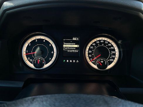 Used 2017 RAM 2500 Tradesman w/ Chrome Appearance Group image 18