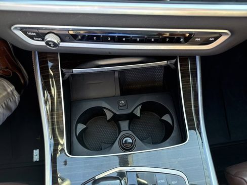 Used 2019 BMW X5 xDrive40i w/ M Sport Package image 16