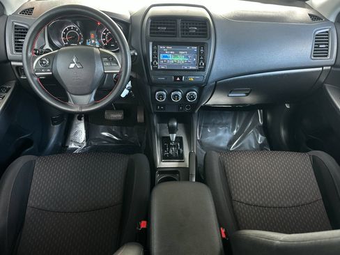 Used 2019 Mitsubishi Outlander Sport ES AWD/4WD image 12