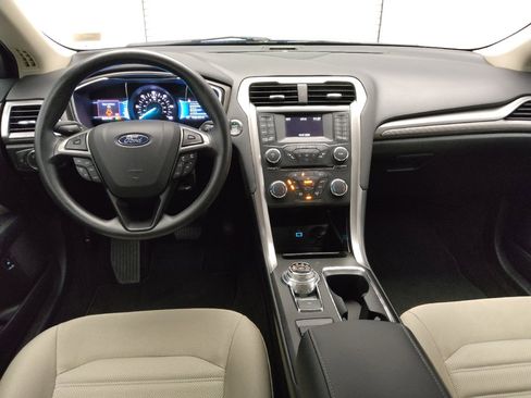 Used 2018 Ford Fusion S image 22