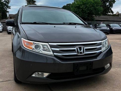 Used 2012 Honda Odyssey Touring image 3