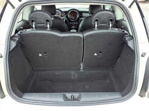 Used 2016 MINI Cooper 2-Door Hardtop image 8