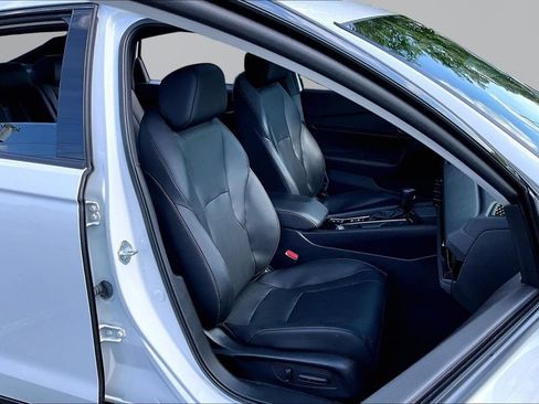 Used 2023 Honda Accord Sport image 21