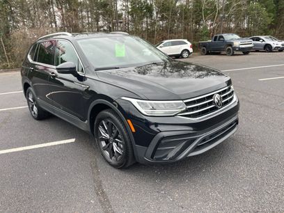 Used 2024 Volkswagen Tiguan SE