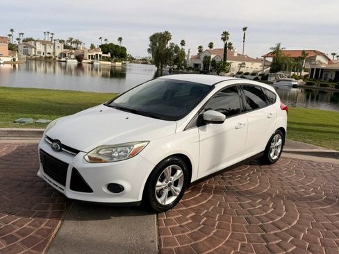 Used 2013 Ford Focus SE FWD image 19