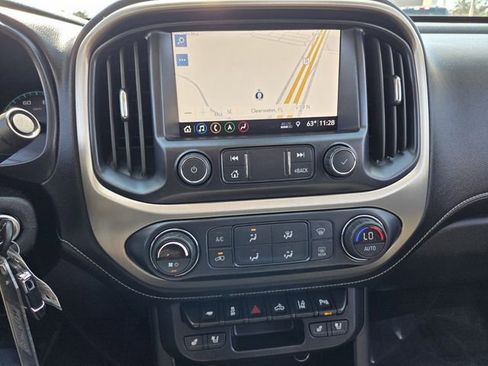 Used 2020 GMC Canyon Denali image 24