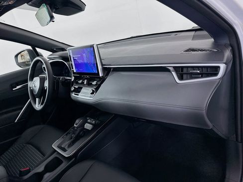 Used 2026 Toyota Corolla Cross XSE w/ Convenience Package image 30