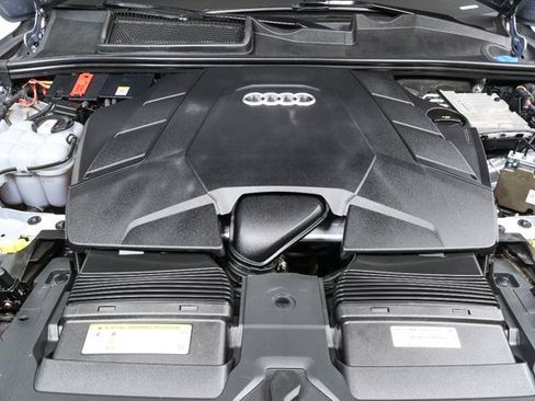 Used 2020 Audi Q7 3.0T Premium Plus w/ Premium Plus Package image 34