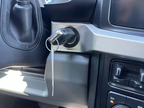 Used 2023 Ford F250 XL w/ STX Appearance Package image 17