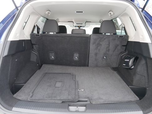 Certified 2023 Nissan Rogue S image 18