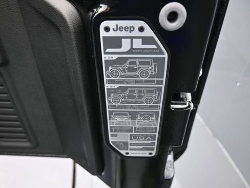 New 2026 Jeep Wrangler Sahara image 37