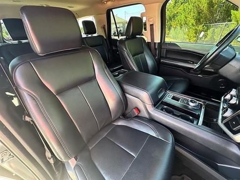 Used 2024 Ford Expedition XLT RWD image 38