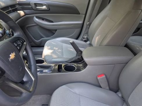 Used 2016 Chevrolet Malibu LT w/ Power Convenience Package image 16