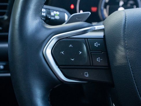 Used 2025 Lexus NX 350h AWD w/ Premium Package image 19