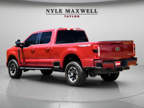 Used 2023 Ford F250 Lariat w/ Lariat Ultimate Package AWD/4WD image 26