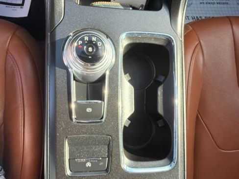 Used 2019 Ford Fusion Titanium FWD image 19