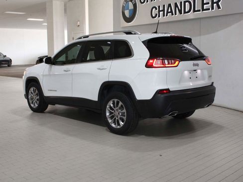 Used 2021 Jeep Cherokee Latitude Lux w/ Comfort/Convenience Group FWD image 5