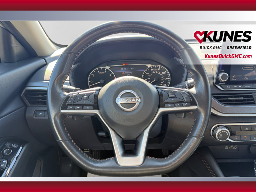 Used 2024 Nissan Altima 2.5 SR FWD image 14