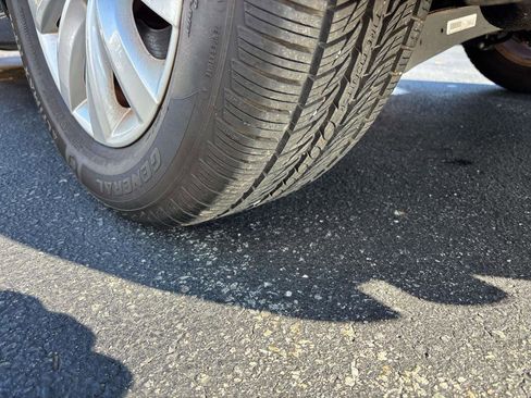 Used 2014 Volkswagen Passat Wolfsburg Edition image 8