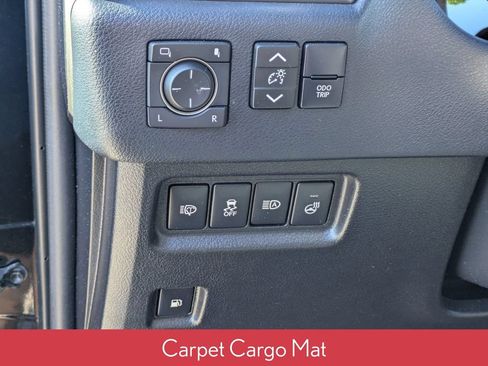 Used 2023 Lexus GX 460 Premium AWD/4WD image 16