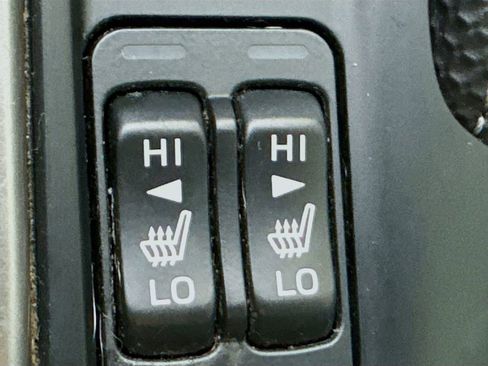 Used 2022 Subaru Forester Limited w/ Popular Package #2 image 24