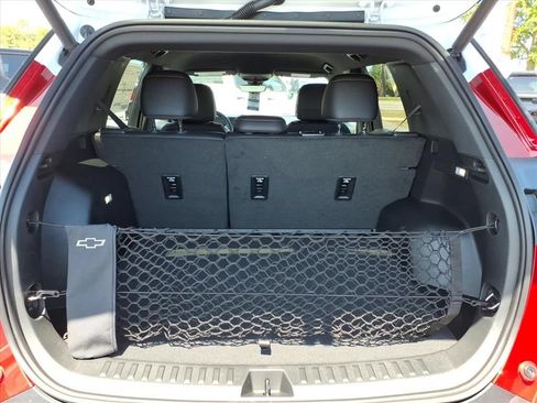 New 2026 Chevrolet Equinox ACTIV w/ Convenience Package III FWD image 15