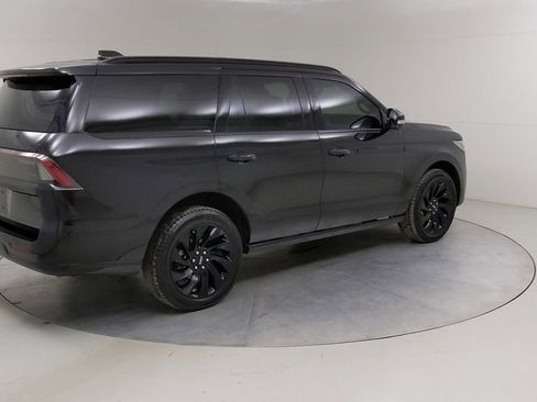 Used 2025 Lincoln Navigator Reserve w/ Jet Appearance Package AWD/4WD image 15