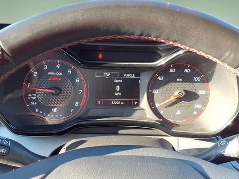 Used 2024 Chevrolet Trax RS FWD image 25