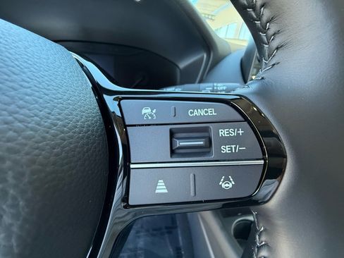 New 2026 Honda HR-V EX-L image 18