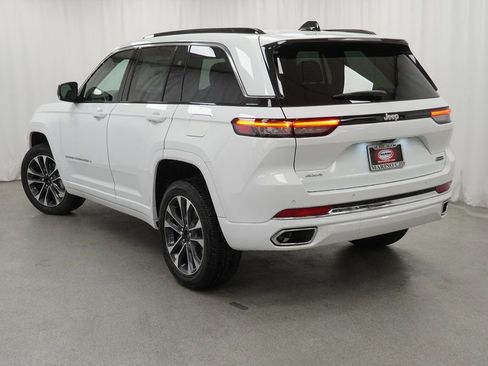 New 2025 Jeep Grand Cherokee Overland image 13