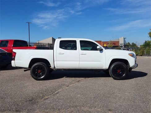 Used 2023 Toyota Tacoma SR image 3