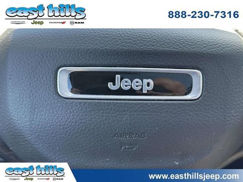 Certified 2023 Jeep Grand Cherokee L Limited AWD/4WD image 29