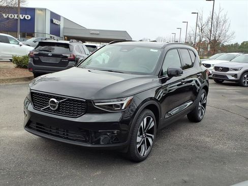 New 2026 Volvo XC40 B5 Ultra w/ Protection Package Premier AWD/4WD image 9