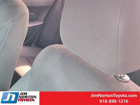 Used 2012 Chevrolet Cruze LT image 16