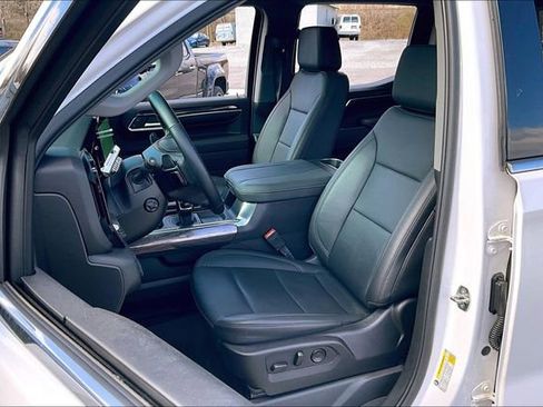 Used 2024 Chevrolet Silverado 1500 LTZ w/ Technology Package image 27