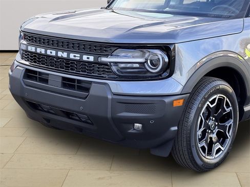 New 2025 Ford Bronco Sport Outer Banks w/ Outer Banks Tech Package+ image 40