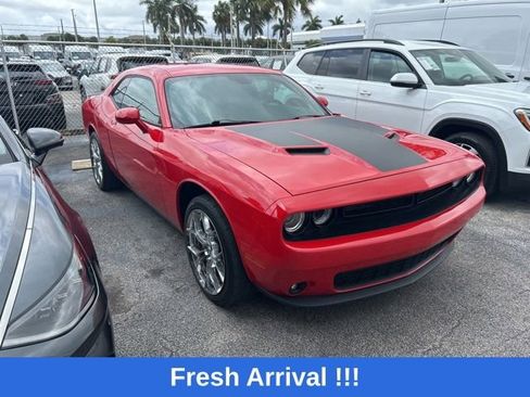 Used 2021 Dodge Challenger SXT w/ Plus Package RWD image 8
