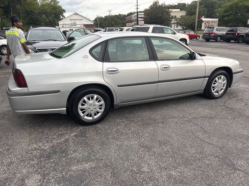 Used 2001 Chevrolet Impala FWD image 9