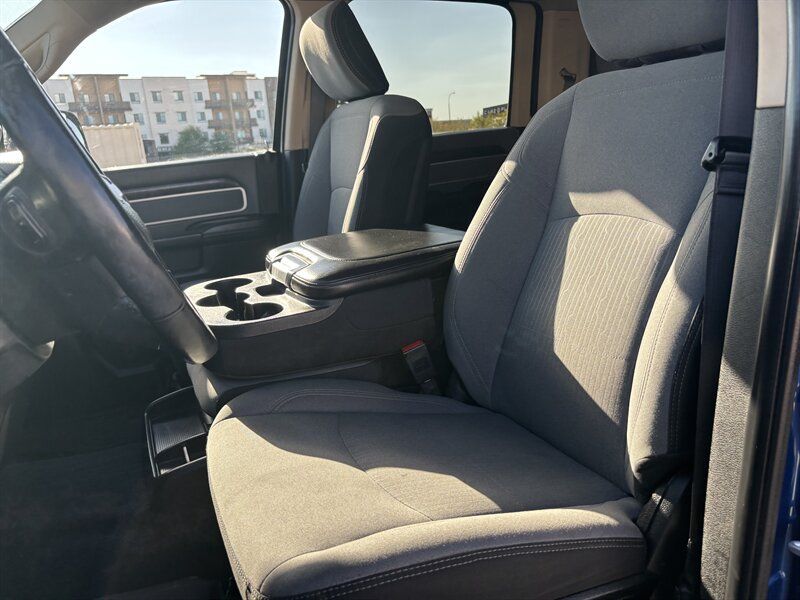 Used 2019 RAM 2500 Big Horn AWD/4WD image 14