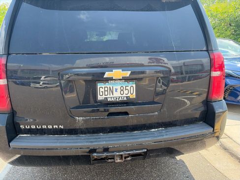 Used 2020 Chevrolet Suburban LT AWD/4WD image 5