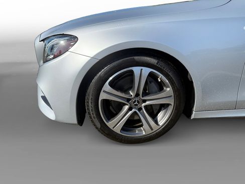 Used 2020 Mercedes-Benz E 350 Sedan image 9