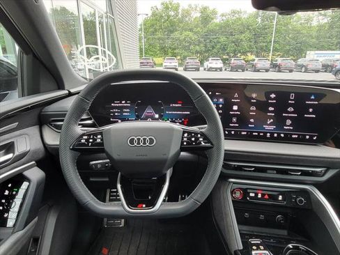 Used 2025 Audi SQ5 Premium Plus AWD/4WD image 20